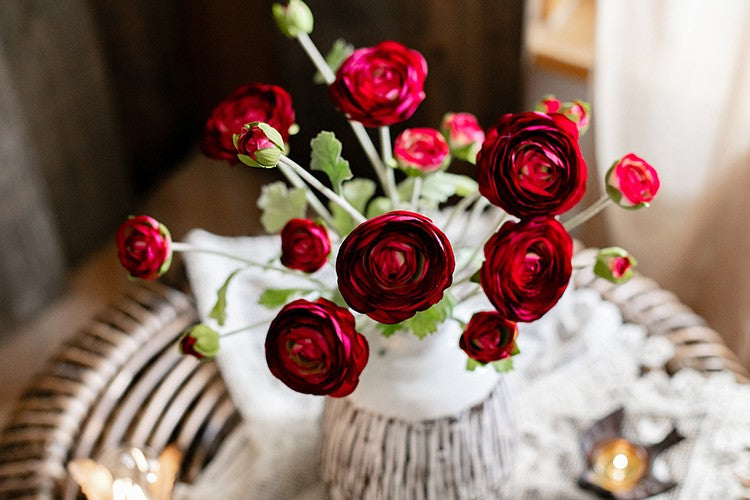 the-place-to-buy-bedroom-flower-arrangement-ideas-red-ranunculus-asiaticus-flowers-simple-modern-floral-arrangement-ideas-for-home-decoration-spring-artificial-floral-for-dining-room-sale_2.jpg